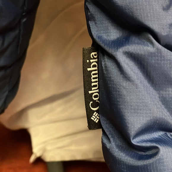 Columbia Women’s Coat and Interchange Liner - Picture 3 of 7